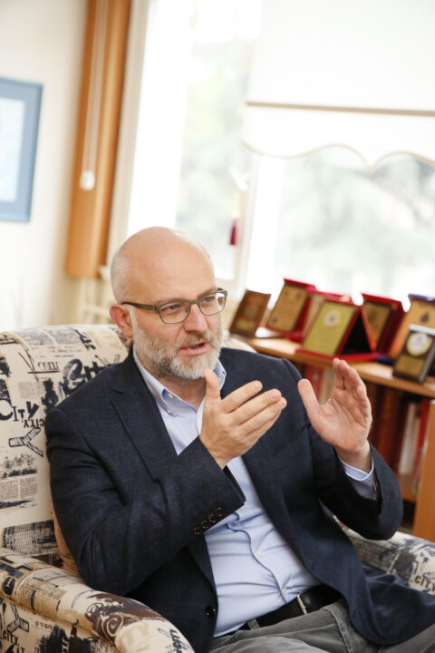 Prof. Dr. Kemal Sayar: Modern Uygarlık, Ruhi Tekâmülümüzü Kötürüm Bırakıyor 17 02